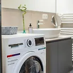 Bright: Aicherpark Apart Otel 4*