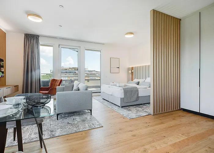 Apartmanhotel Bright: Aicherpark 4*