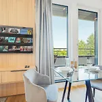 Bright: Aicherpark Aparthotel