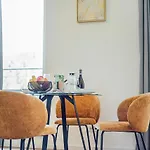 Bright: Aicherpark Rosenheim