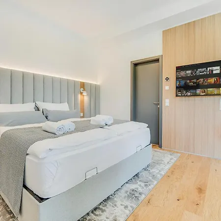 Aparthotel Bright: Aicherpark Rosenheim