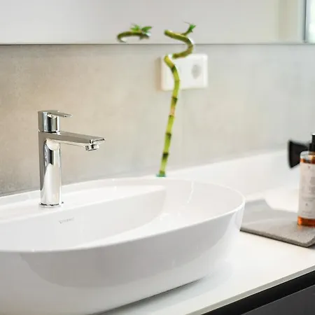 شقة فندقية Bright: Aicherpark 4*