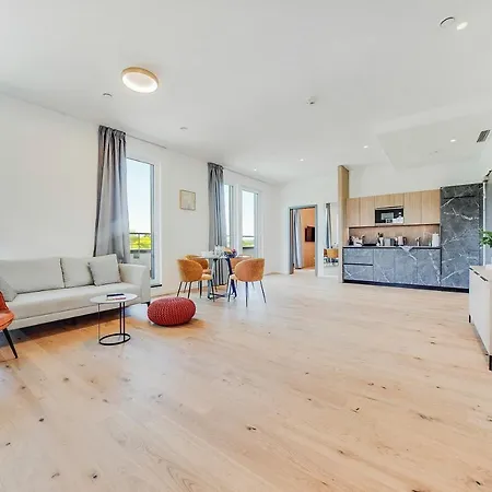 Bright: Aicherpark 4* Rosenheim