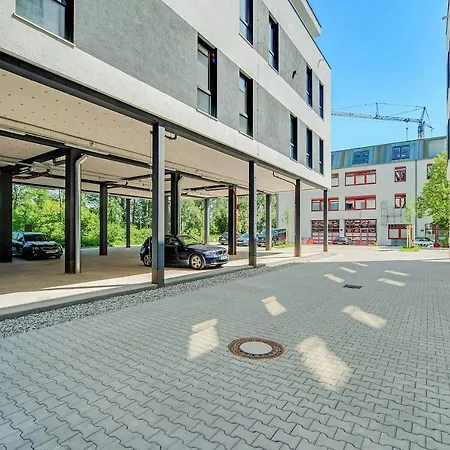 Aparthotel Bright: Aicherpark