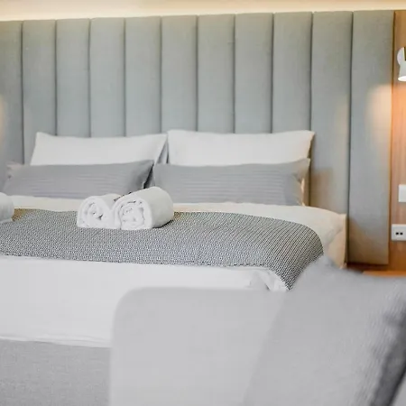 شقة فندقية Bright: Aicherpark 4*