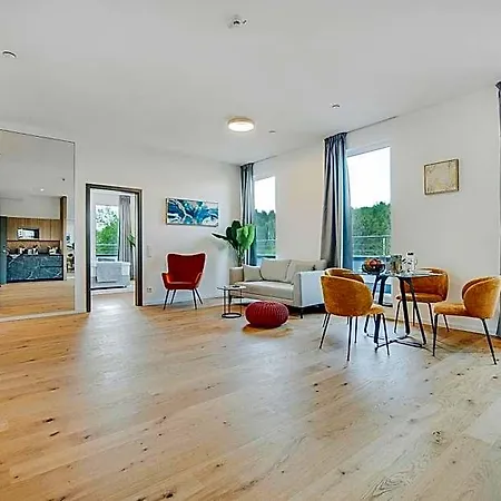Bright: Aicherpark Aparthotel 4*