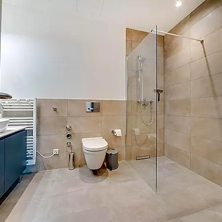 Bright: Aicherpark Aparthotel
