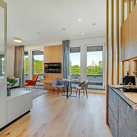 Bright: Aicherpark Aparthotel